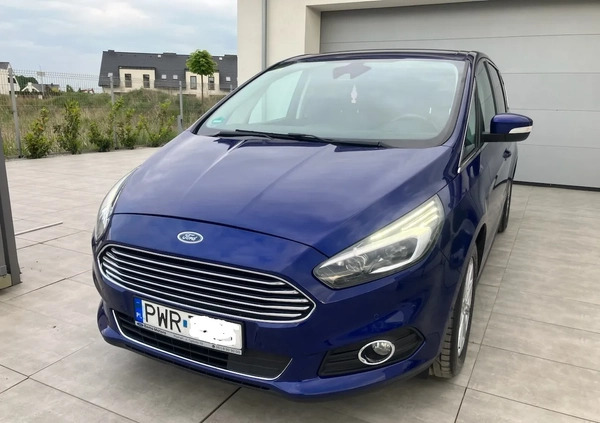 Ford S-Max cena 59500 przebieg: 196000, rok produkcji 2017 z Września małe 466